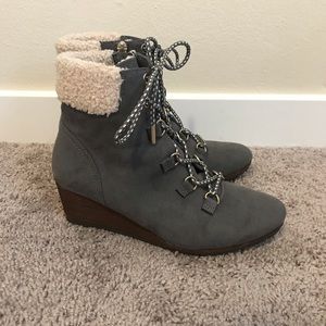 Dr.Scholl’s Lace Wedge Booties Size 8
